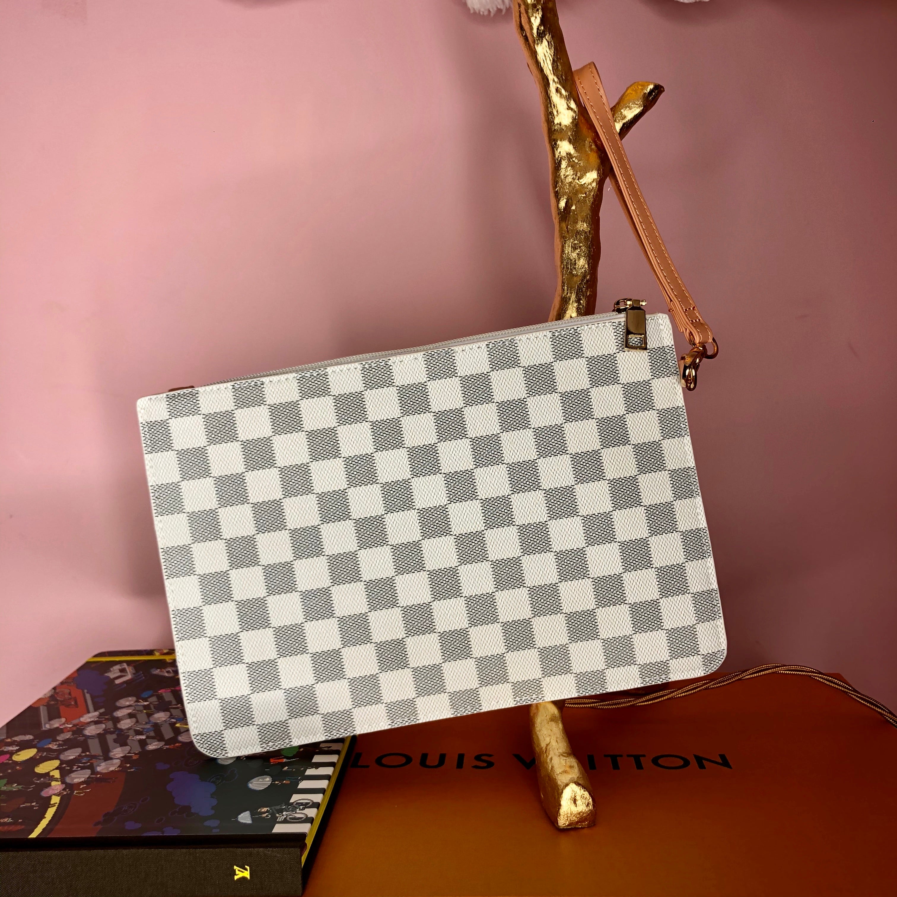 WHITE CHECK CLUTCH POUCH - Celeb Threads